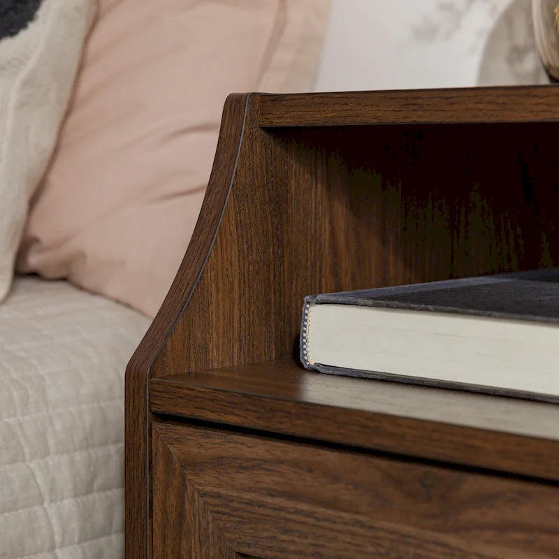 Comodino moderno a 2 cassetti con porte USB