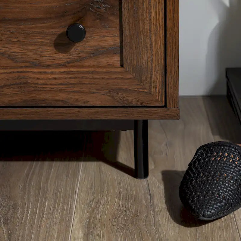 Comodino moderno a 2 cassetti con porte USB