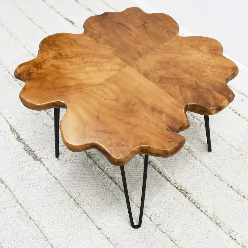 Tavolino da Caffè in Legno Bordo Naturale con Gambe a Forcina – Design a 4 Pannelli