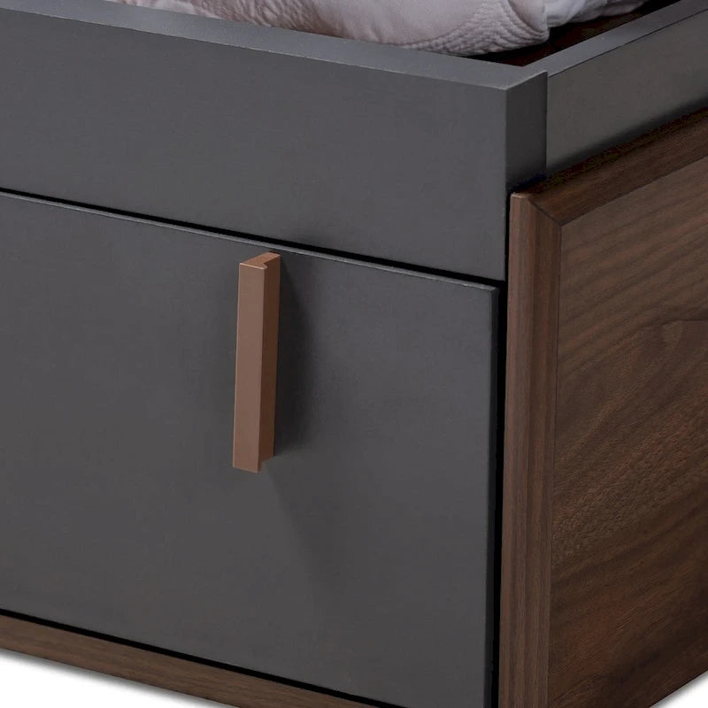Letto matrimoniale contenitore con piattaforma e testiera imbottita